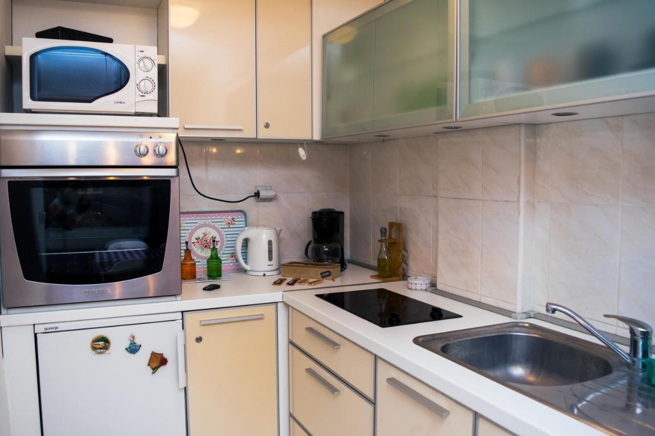 Apartment Aleksija Ниш Экстерьер фото