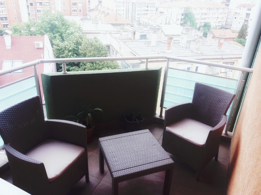Apartment Aleksija Ниш Экстерьер фото
